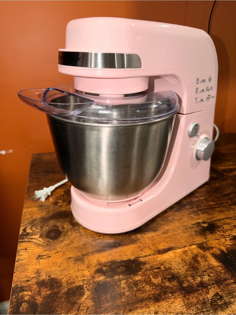 Hamilton Beach Stand Mixer in Dusty Pink with Stainless Bowl